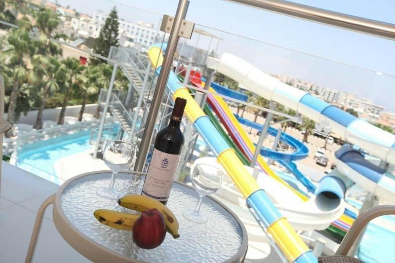 Anastasia Splash Residences Protaras Esterno foto
